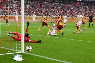 SC Freiburg zieht souverän in die Conference League ein / Andreas Braun