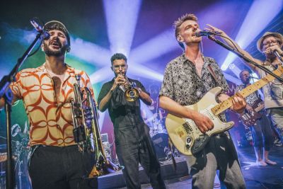 Malaka Hostel - musikalische “World Language” beim Zelt Festival in Freiburg