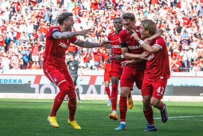 Fotos: Zum Liga-Auftakt: SC Freiburg gewinnt das Baden-Derby im Auftaktspiel gegen VFB Stuttgart