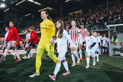 Die Bilder der 1:4-Niederlage der Frauen des SC Freiburg gegen den FC Bayern