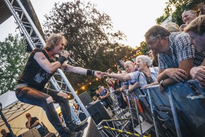 Beeindruckendes Konzert in Bad Krozingen beim Open Air im Park 2023