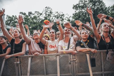 Michael Patrick Kelly begeisterte die Fans beim I Em Music in Emmendingen