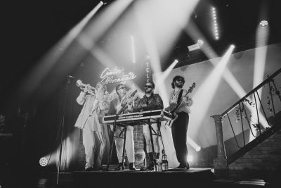 Roy Bianco & Die Abbrunzati Boys brachten beim ZMF in Freiburg das Zirkuszelt zum Beben!