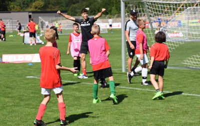 Trainieren wie die Profis –Füchsle - Tage in der Freiburger Fußballschule