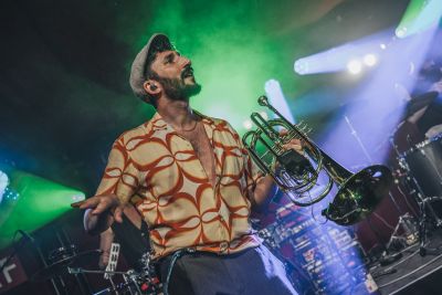 Malaka Hostel - musikalische “World Language” beim Zelt Festival in Freiburg