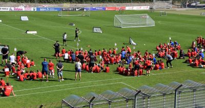 Trainieren wie die Profis –Füchsle - Tage in der Freiburger Fußballschule