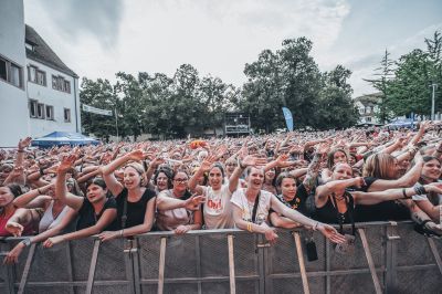 Michael Patrick Kelly begeisterte die Fans beim I Em Music in Emmendingen