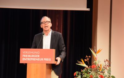 Prof. Dr. Robert Thimme / Ärztl. Direktor  für Innere Medizin II Universitätsklinikum