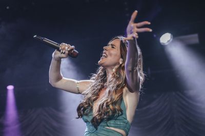 Joss Stone - Starke Stimme und gute Performance beim Zelt-Festival in Freiburg