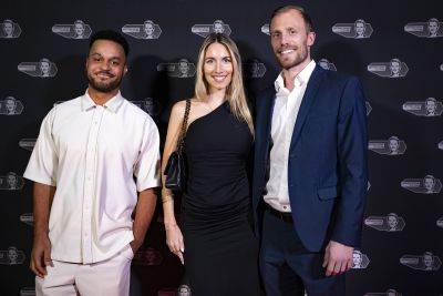 Cossu/Stiftungsbotschafter, Marisa Hofmeister/Content Creator und Maximilian Kessler / Atlheltiktrainer SC Männer Profis