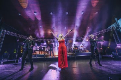 Beatrice Egli - ein Konzert voller Schwung und Lebensfreude beim Open Air im Park in Bad Krozingen