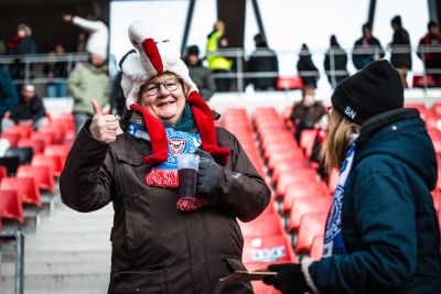 Die Stimmung  vor dem Spiel gegen Kiel war vor dem Anpfiff sehr gut