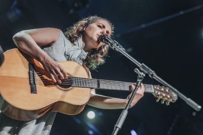 Katie Melua beim Zelt Festival in Freiburg
