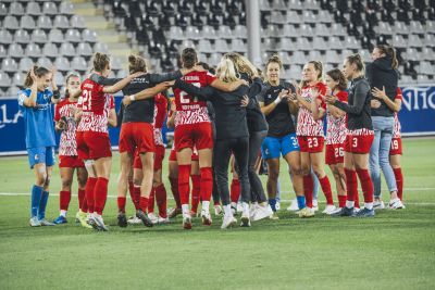 SC Freiburg gegen Werder Bremen. Mit einem 2:1-Sieg (0:1) holen die SC-Frauen am dritten Spieltag den ersten Dreier der Saison.