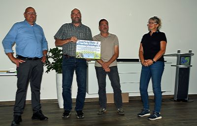 2000 € gingen an die Rehkitz- und Wildtierettung Emmendingen e.V