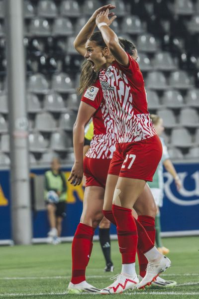 SC Freiburg gegen Werder Bremen. Mit einem 2:1-Sieg (0:1) holen die SC-Frauen am dritten Spieltag den ersten Dreier der Saison.