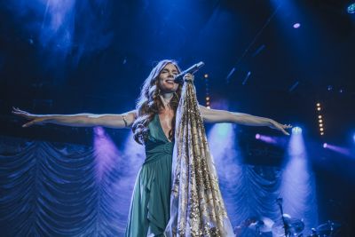 Joss Stone - Starke Stimme und gute Performance beim Zelt-Festival in Freiburg